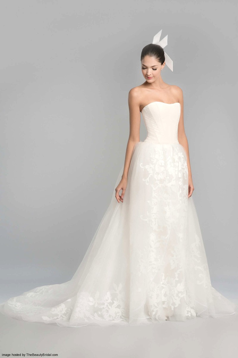 Carolina Herrera Fall 2015 strapless ball gown wedding dress