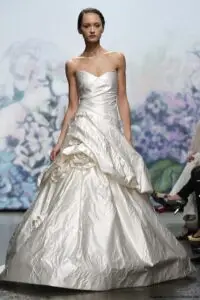 Monique Lhuillier Fall 2012 wedding dress style Beloved