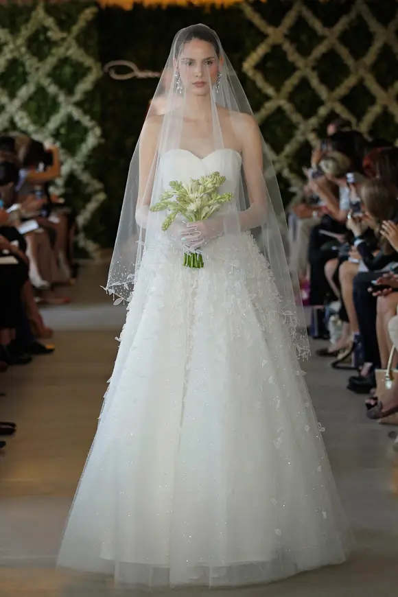 Oscar de la Renta Spring 2013 Bridal Gown